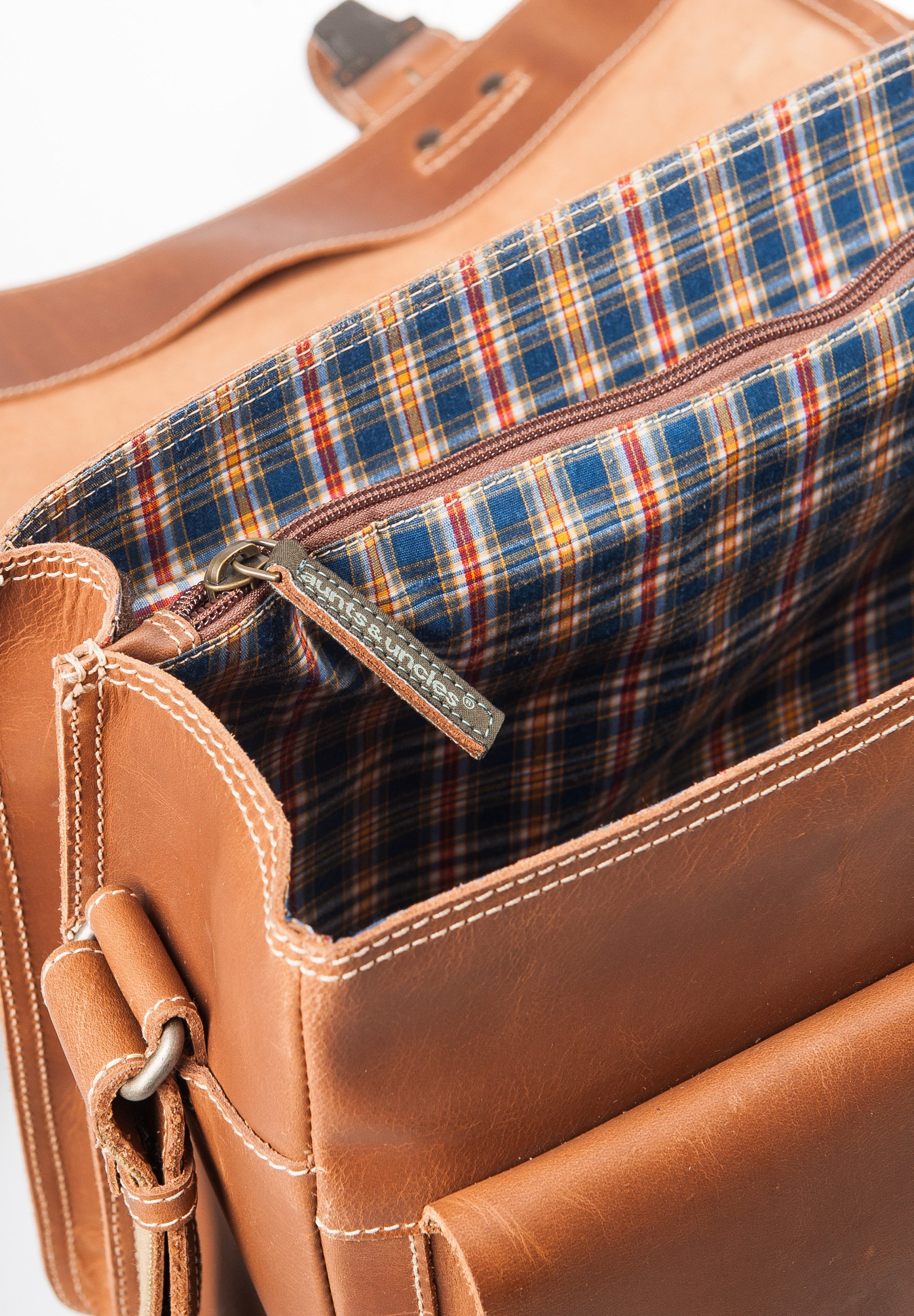 Aunts & Uncle - Finn  Briefcase in Vintage Tan - inside 7
