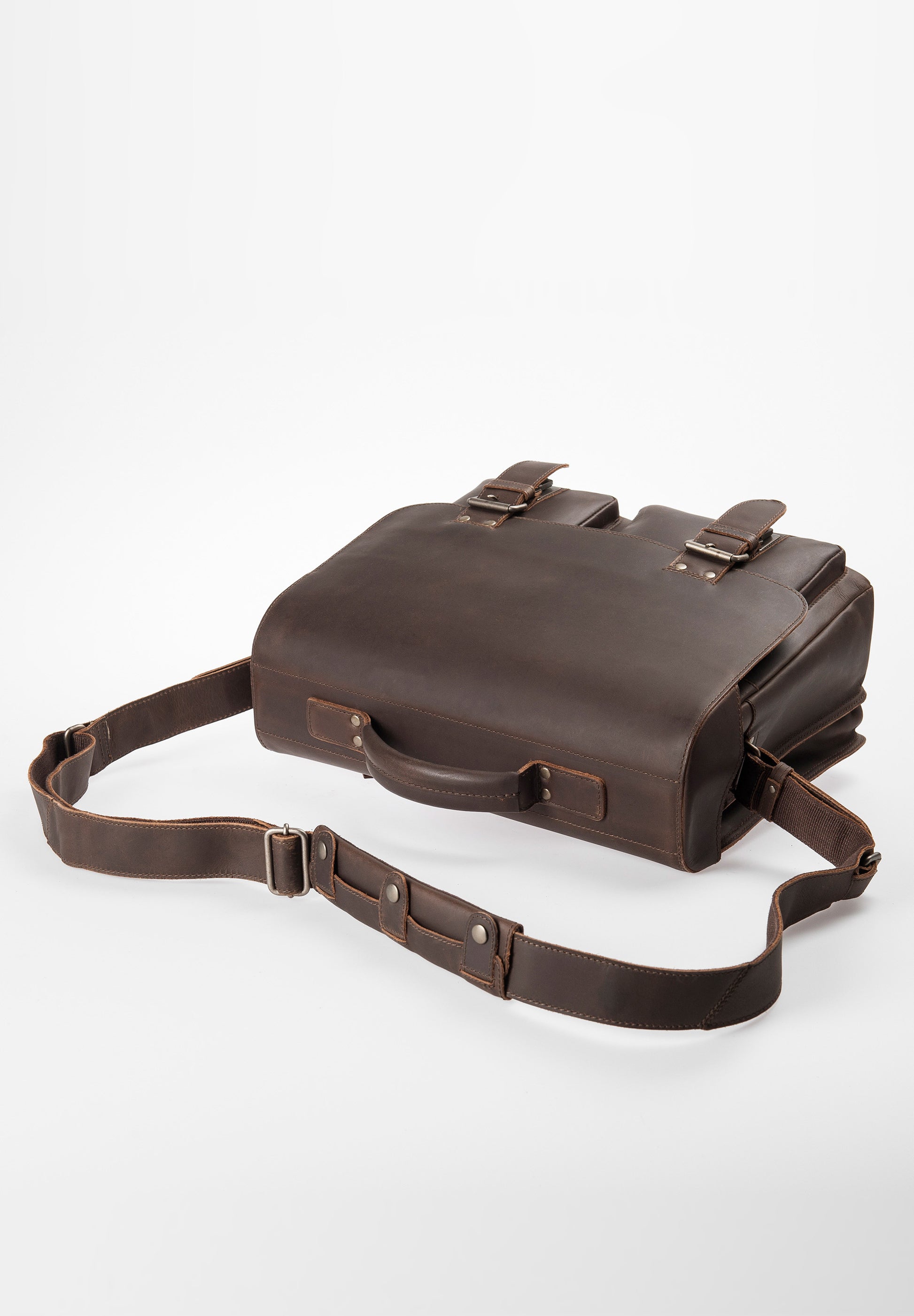 Aunts & Uncles - Finn Briefcase in Vintage Brown - flat 5