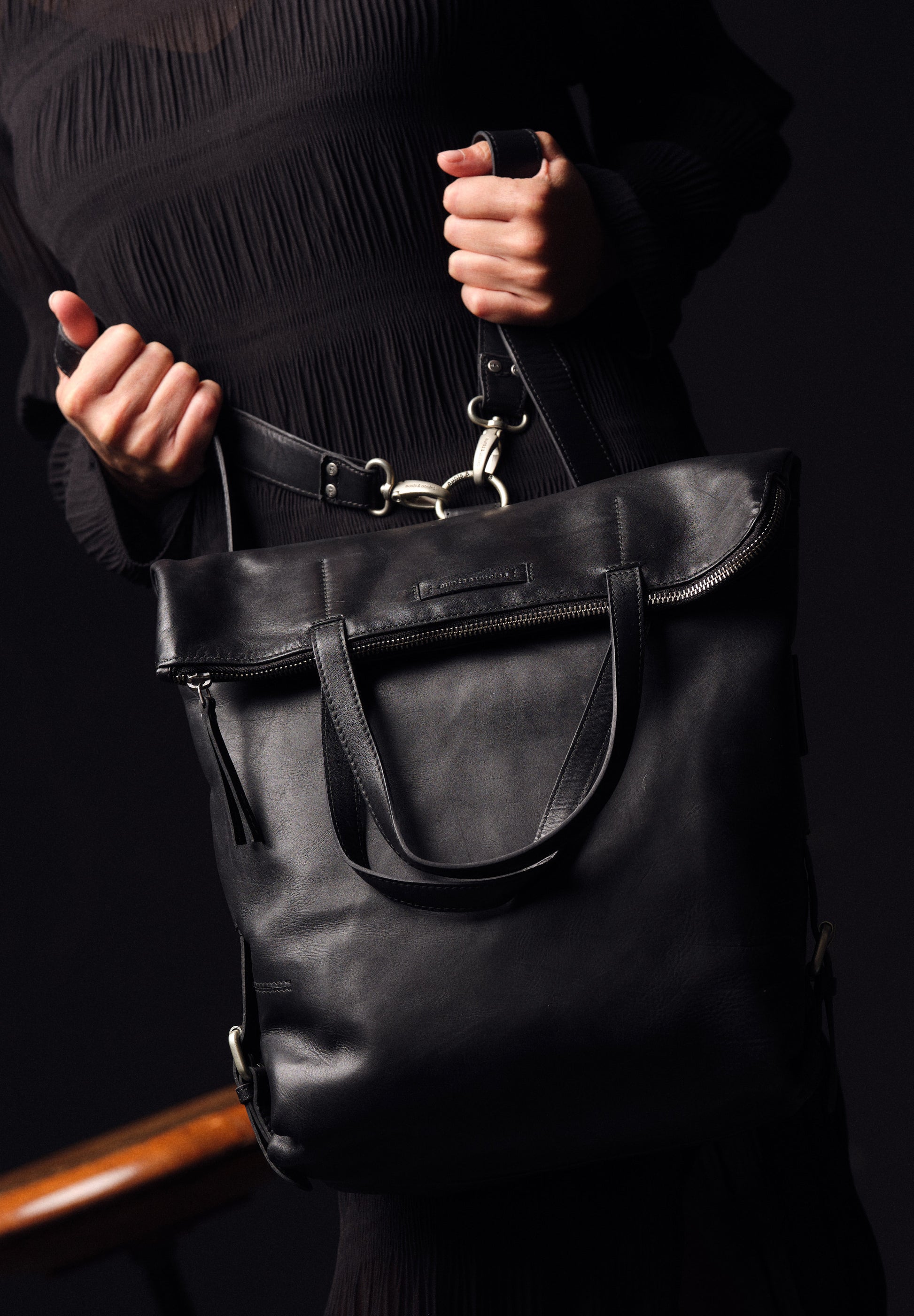 Aunts & Uncles - SS25 - Pomelo Handbag/Backpack in Jet Black - on person 4