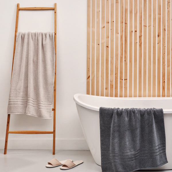 Cuddle Down Portofino Towels Lifestyle