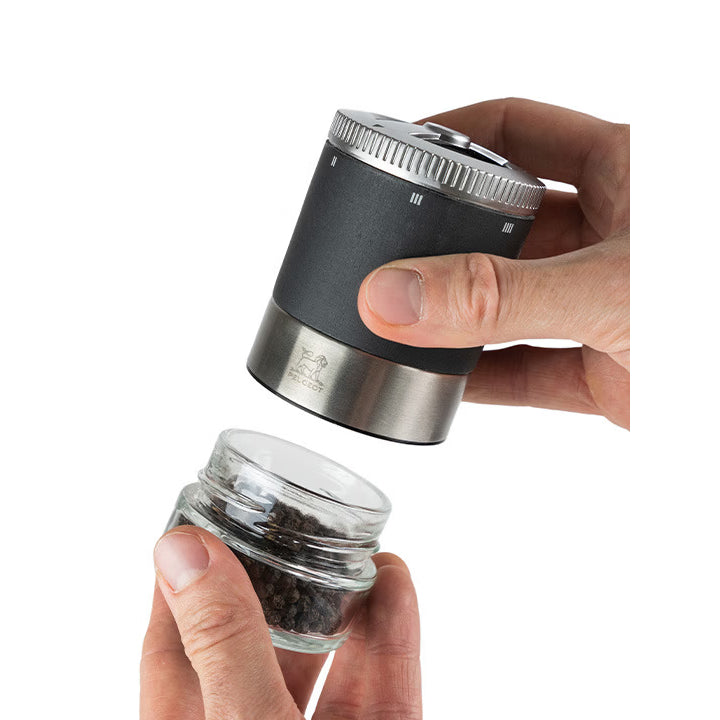 Peugeot maestro pepper mill bar set