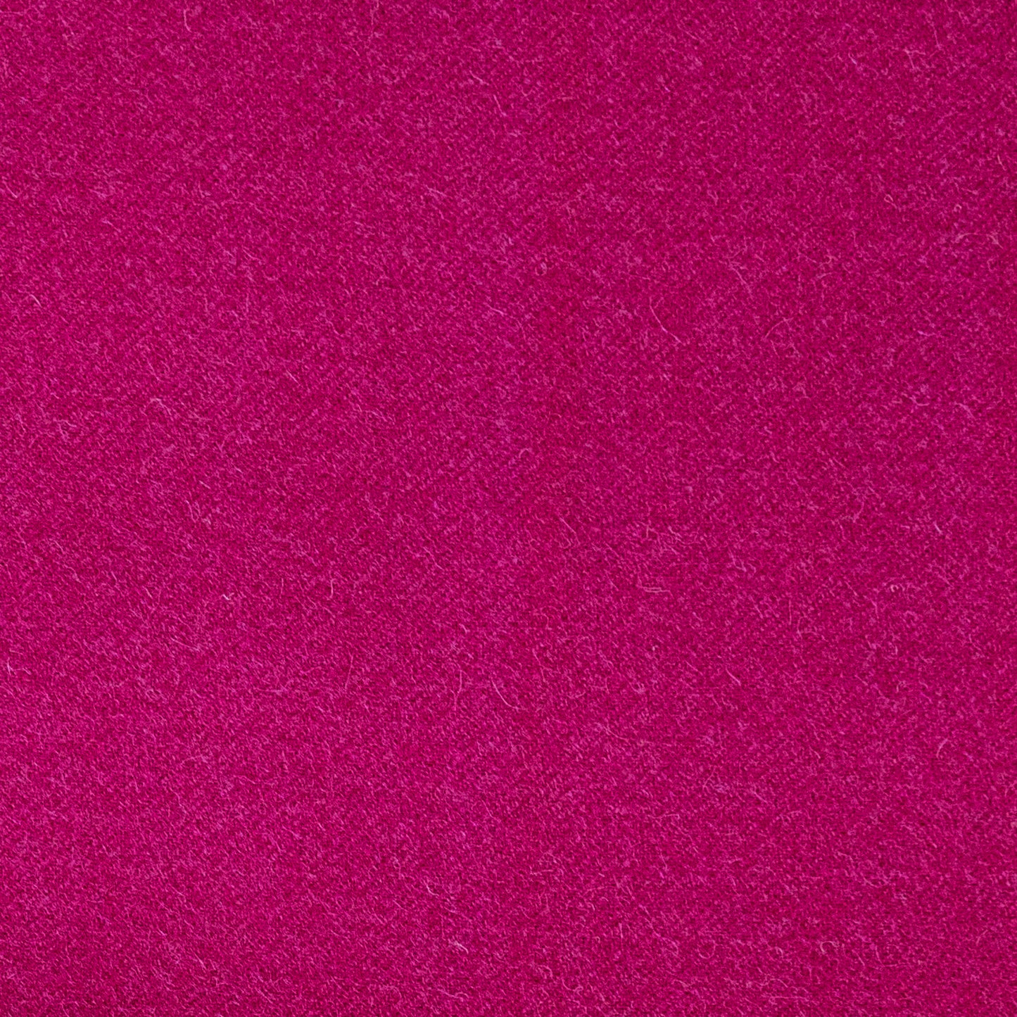 St Geneve Alfie Alpaca Throw in Magenta