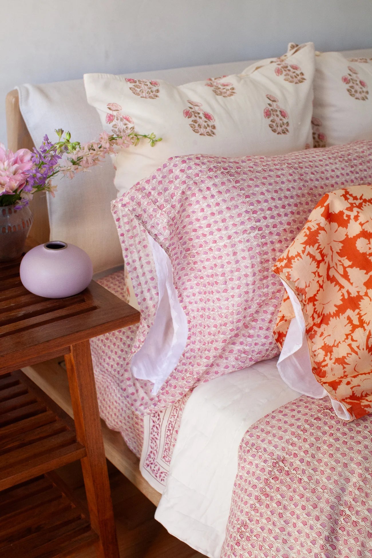 Hand Block printed Cotton Pillowcase Set | Pink Chain