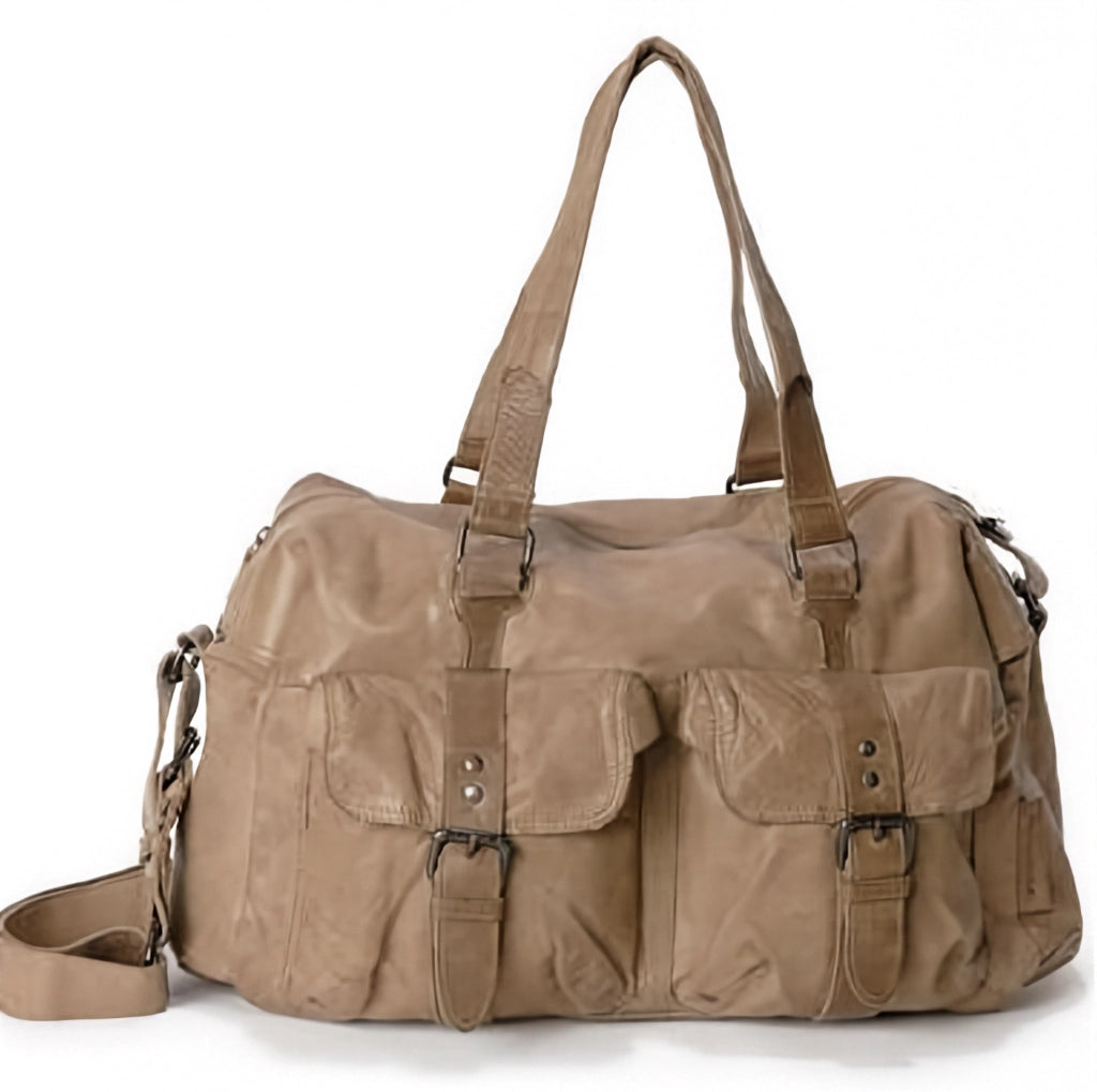 Jet Lagger Leather Weekender Bag in Dust