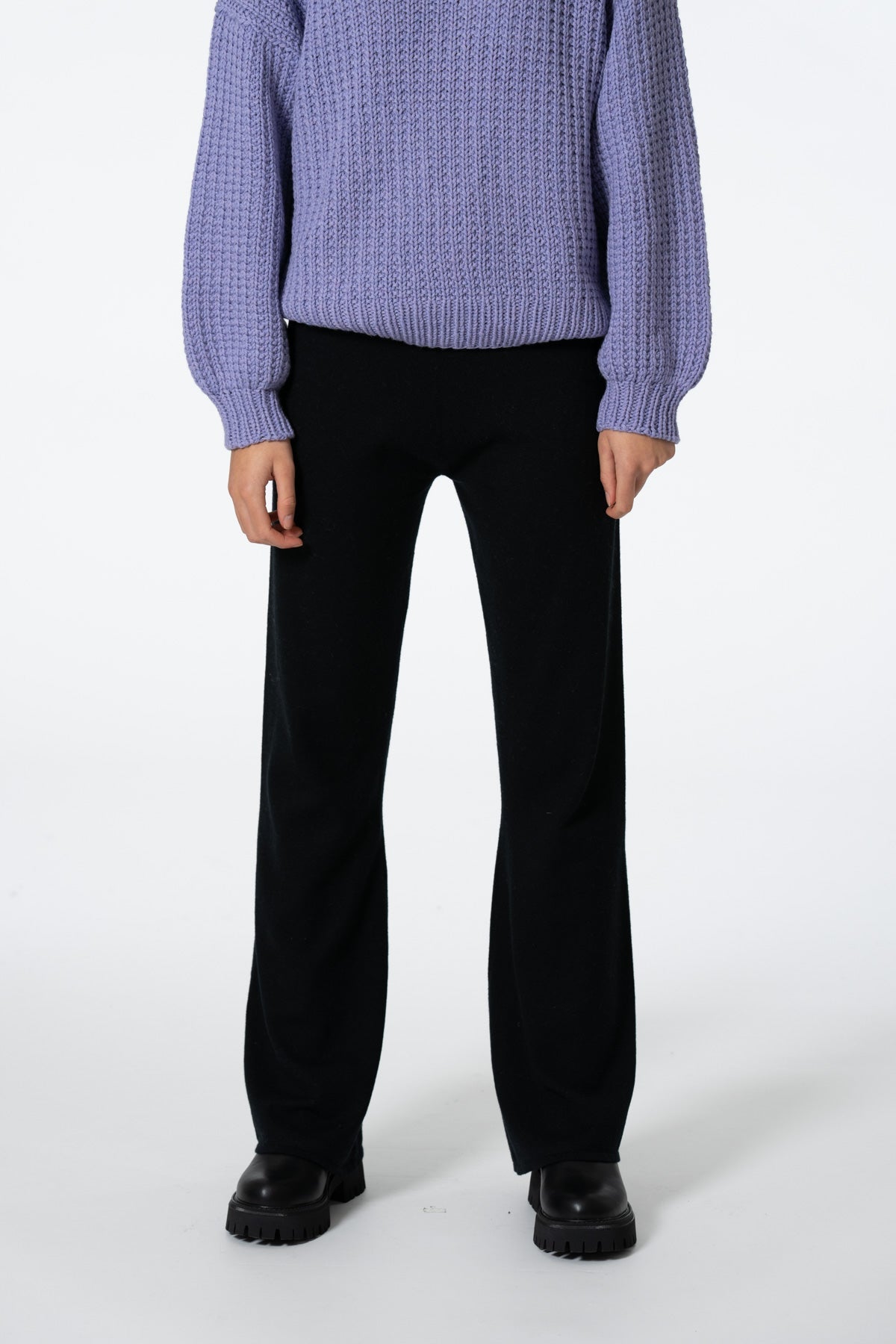 Dinadi Merino Pants in Black Fall 23/24