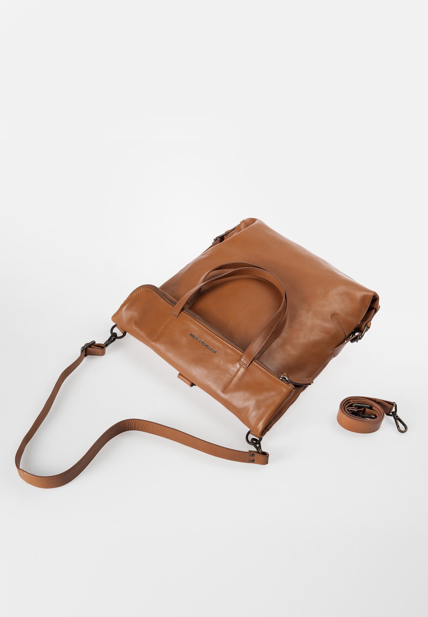 SS25 - Aunts & Uncles - Pomelo Handbag/Backpack in Cognac - details 7
