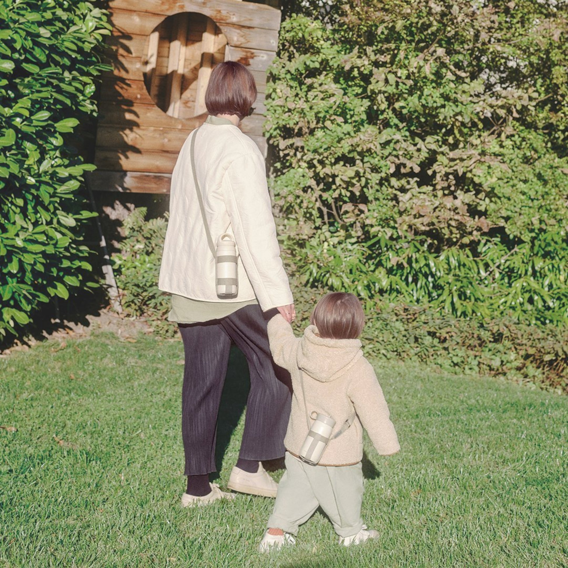 KINTO Tumbler Straps Small, Beige Holding tumblers for mother and child