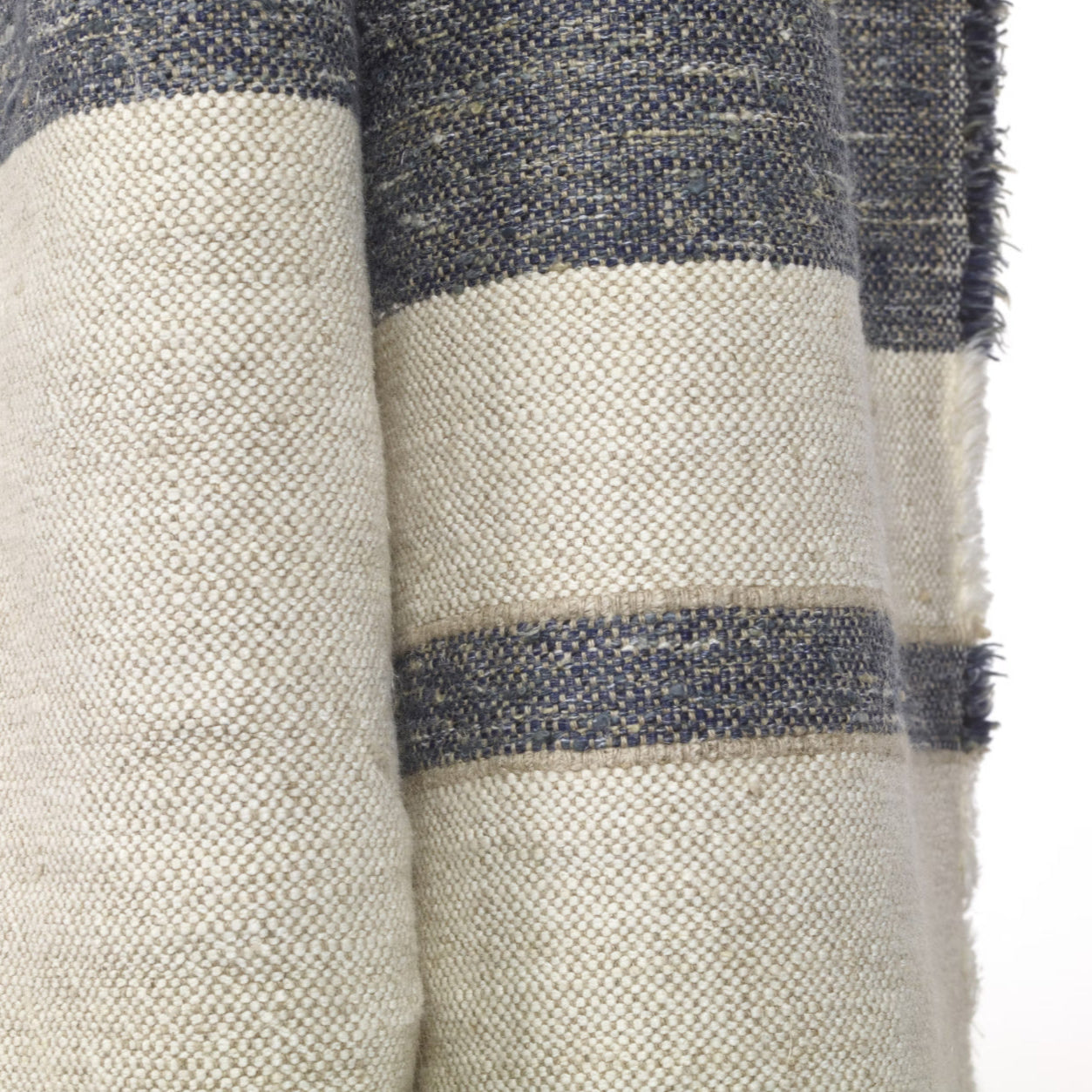 SS25 - Libeco - Texture Linen Throw | 55x86.6" | North Sea Stripe - close up 3