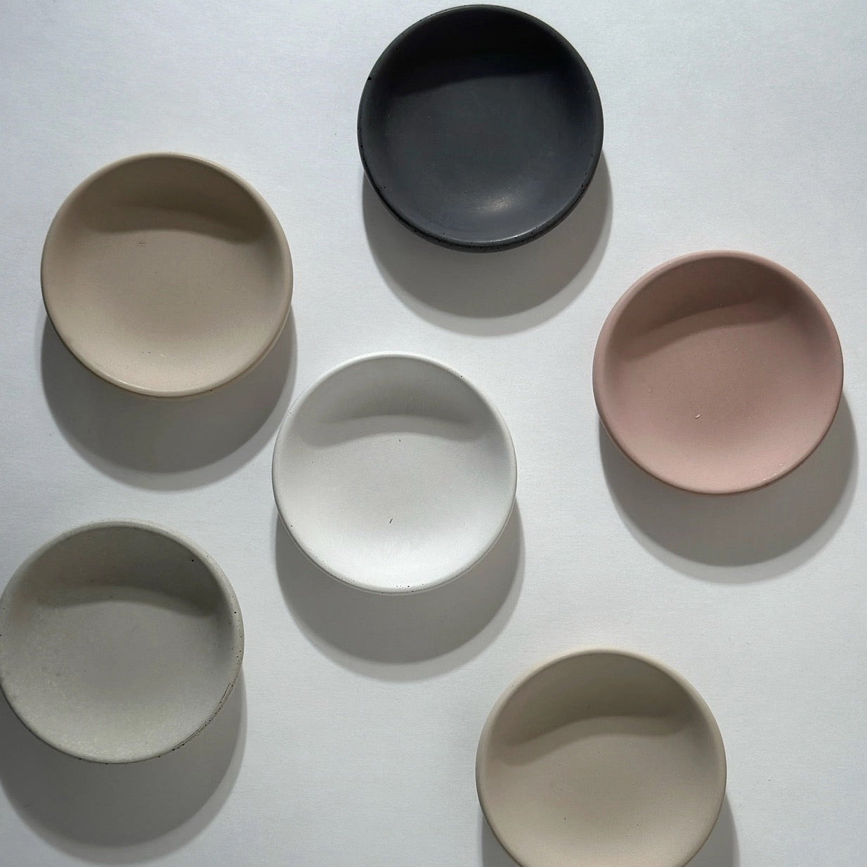 SS25 - Planet Y - Round Jewelry Tray | Mauve - display 2