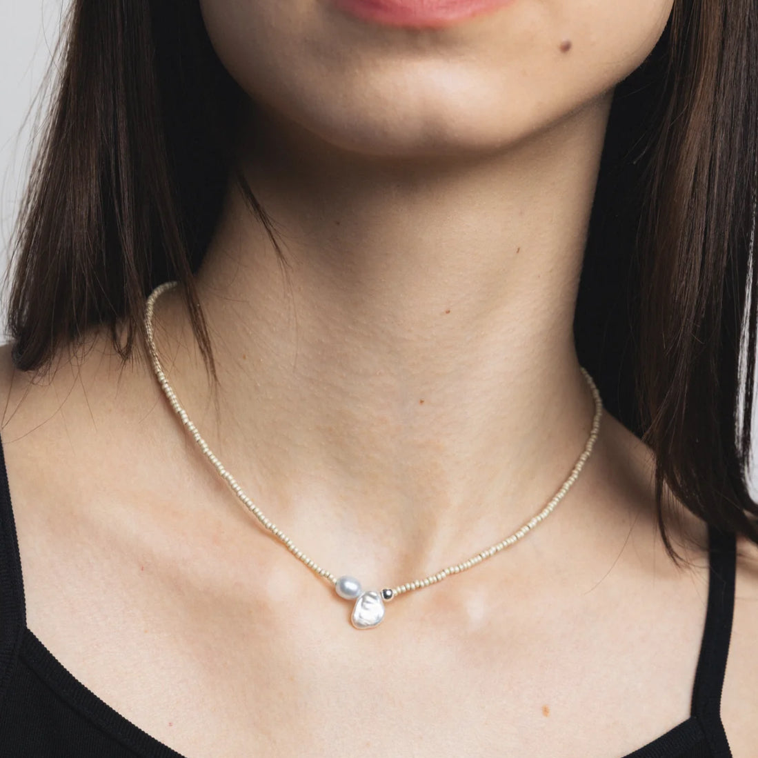 SS25 - Wolf Circus - Addison Necklace | Cream with Pearl - on model 1