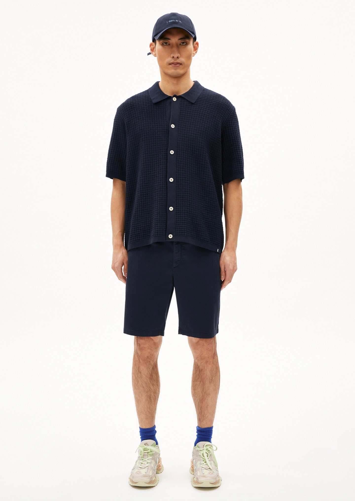 SS24 - ARMEDANGELS - Daalos Shorts in Night Sky - on model full length 5