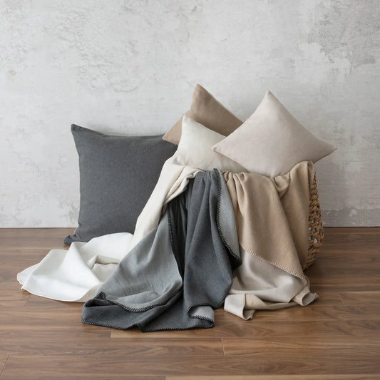 St Genève | Patrizia | Throw