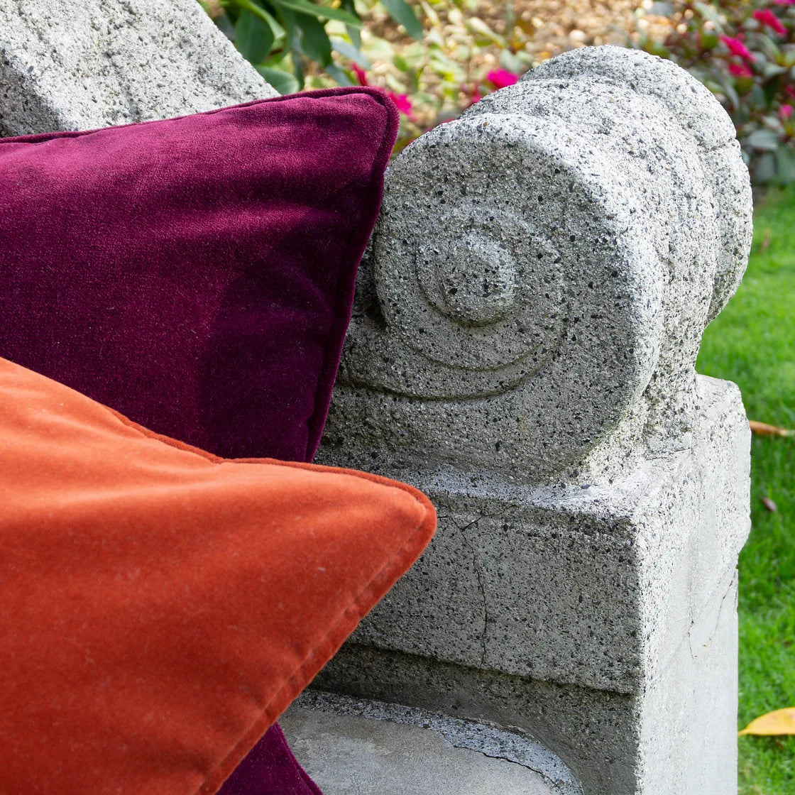 Velluto Cushions | Aubergine | 20"x20"