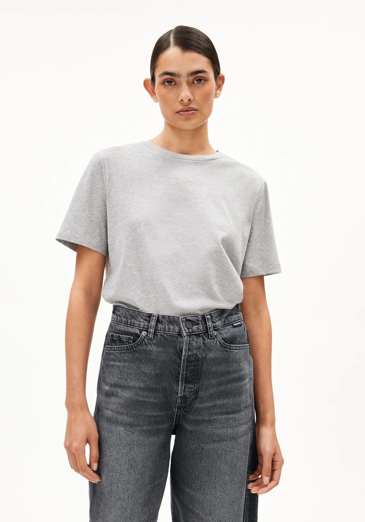 LUALAA T-SHIRT – ARMEDANGELS Canada