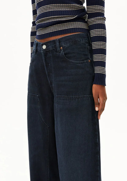 AALTHEA Mid Waist Barrel Jeans in Fluid Ink- ARMEDANGELS Canada