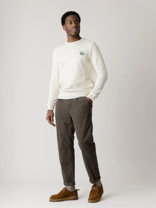 Mos Mosh Gallery Men's Jones Darwin Pant in Grape Leaf on a model 