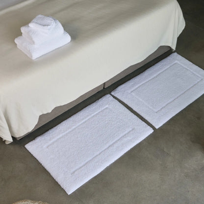 Must | Bath Rug