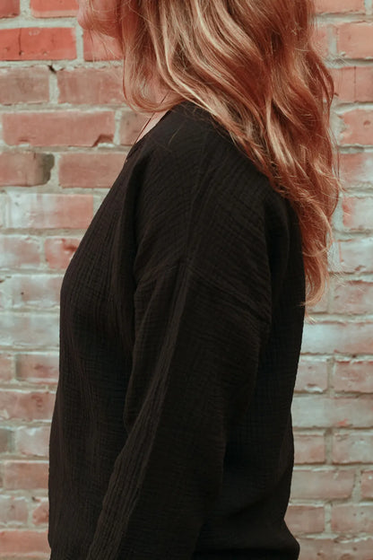 FW23 - It is well L.A Organic Gauze top long sleeve in black  
