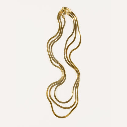 Boa Bijoux - SS24 - Flo Herringbone Chain Gold Vermeil - on display 1