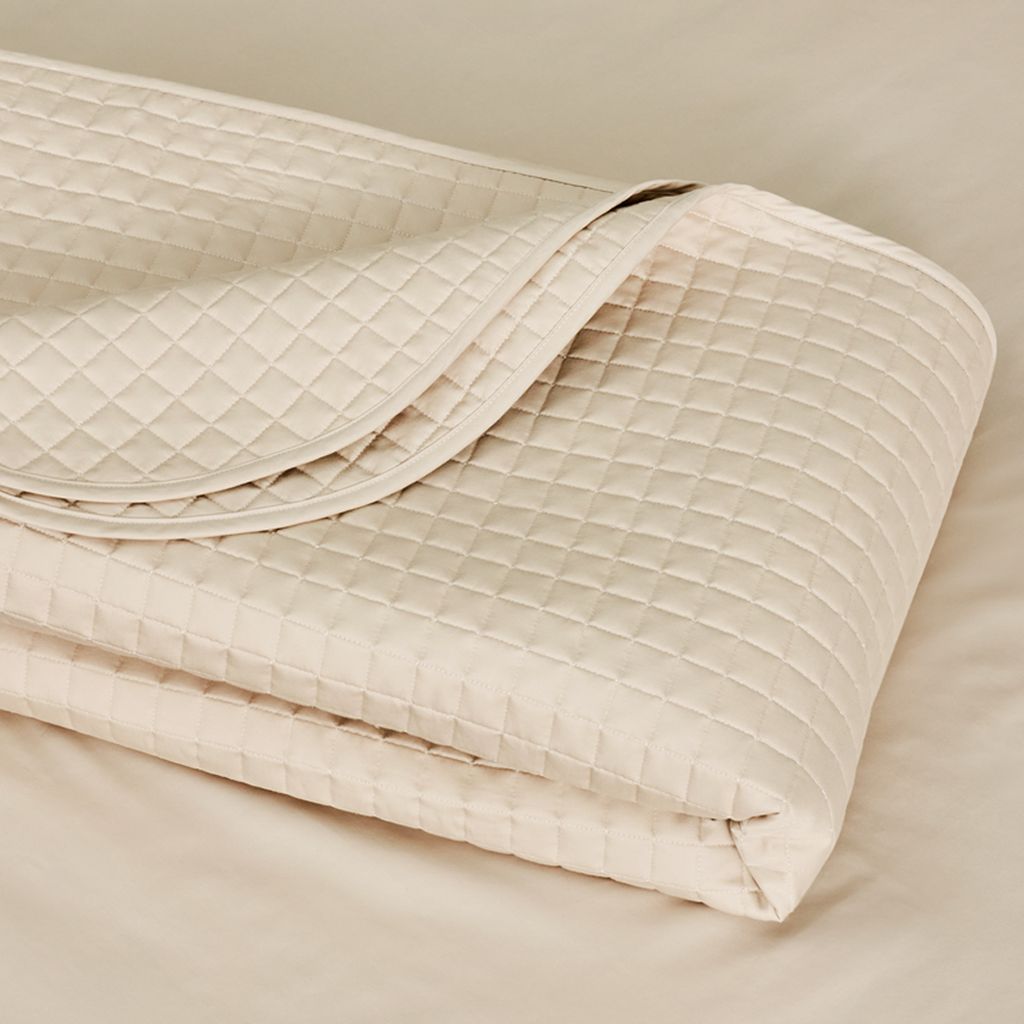 Renaissance Box Quilt | Cuddle Blankets