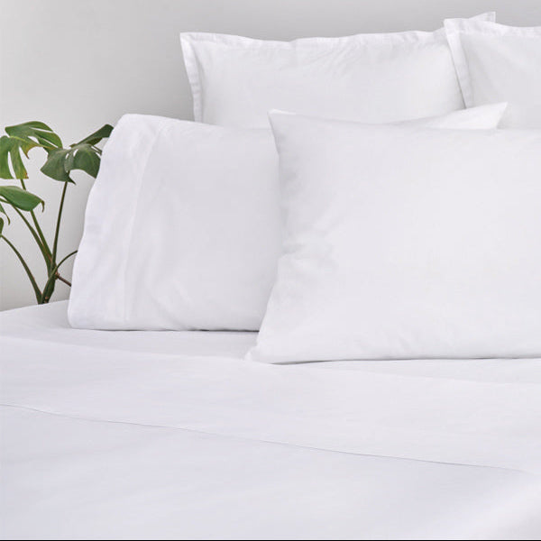 Cuddle Down Percale Deluxe Bedding in White, Closeup