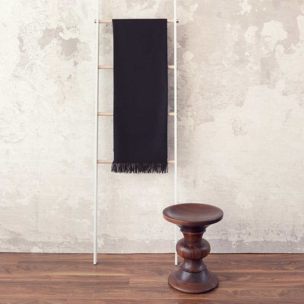 St Geneve Alfie Alpaca Throw in Midnight