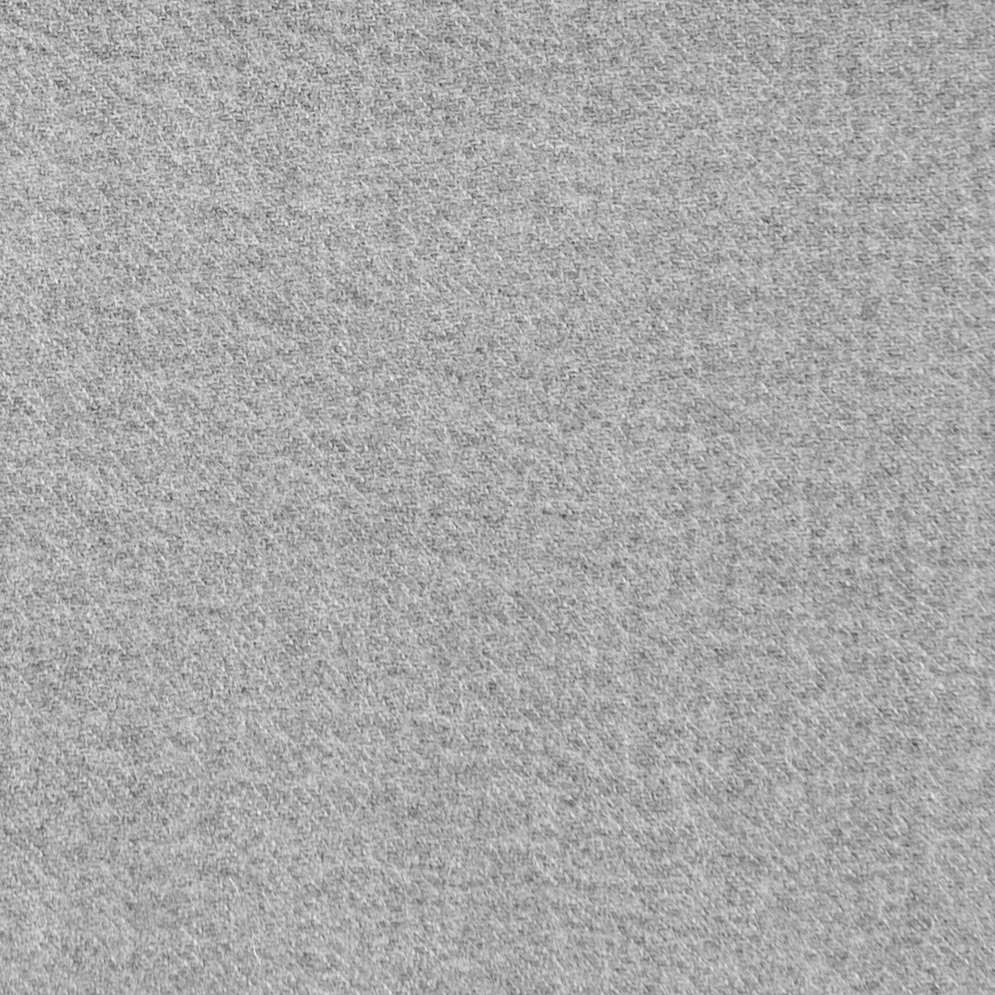 St Geneve Alfie Alpaca Throw in Mist