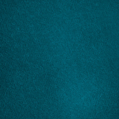 St Geneve Alfie Alpaca Throw in Teal
