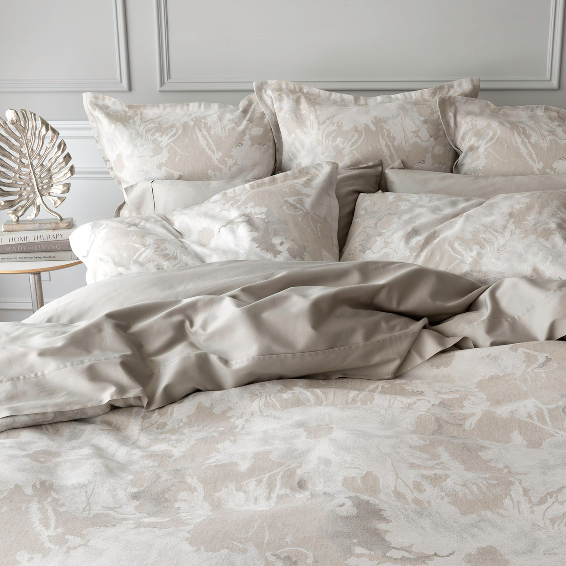 St Geneve Blossom Duvet Cover in Oyster with Capri Platinum Backing
