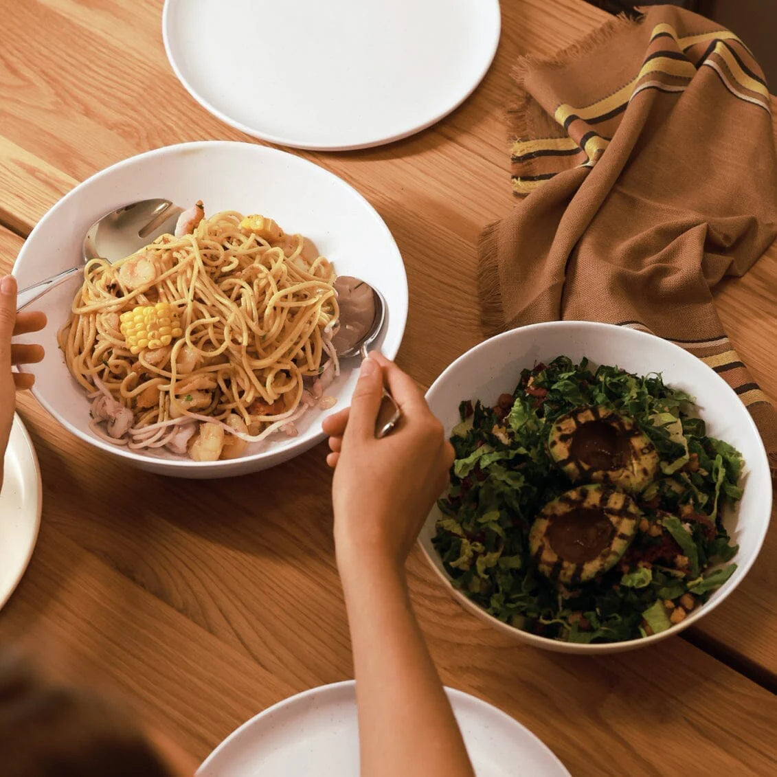 Fable | The Low Serving Bowls | Cloud White