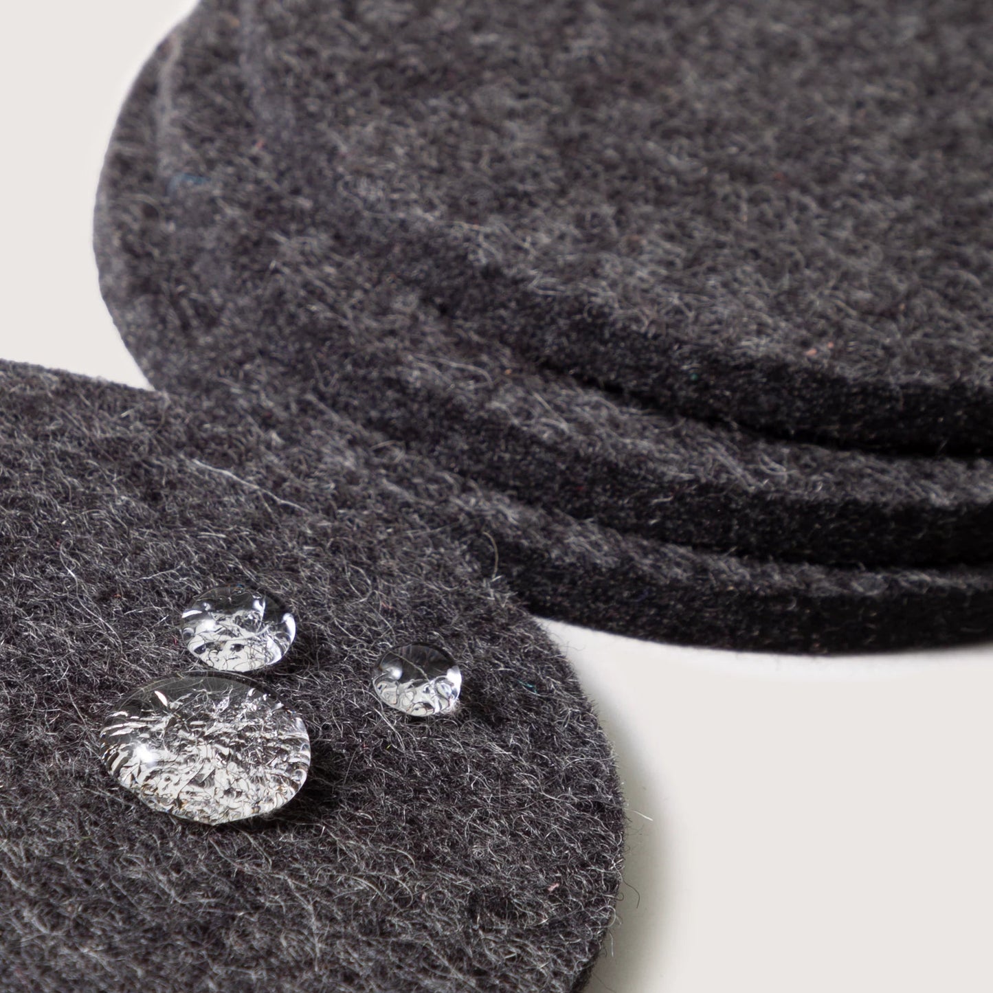 Bierfilzl Merino Round Coaster | Solid 4pc | Charcoal