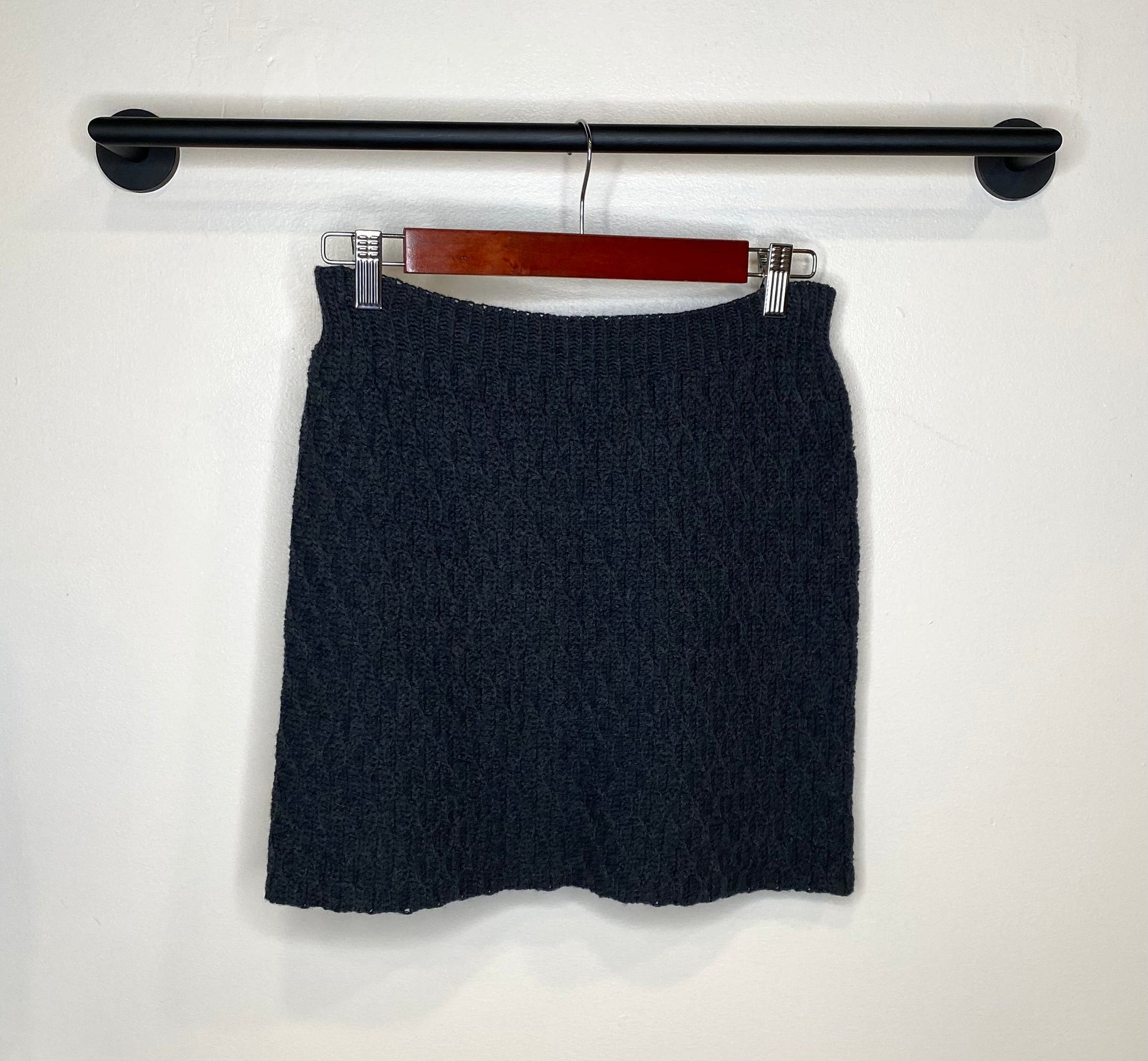 Dinadi - Fall 23/24 - Merino Handcrochet Skirt in Charcoal Grey
