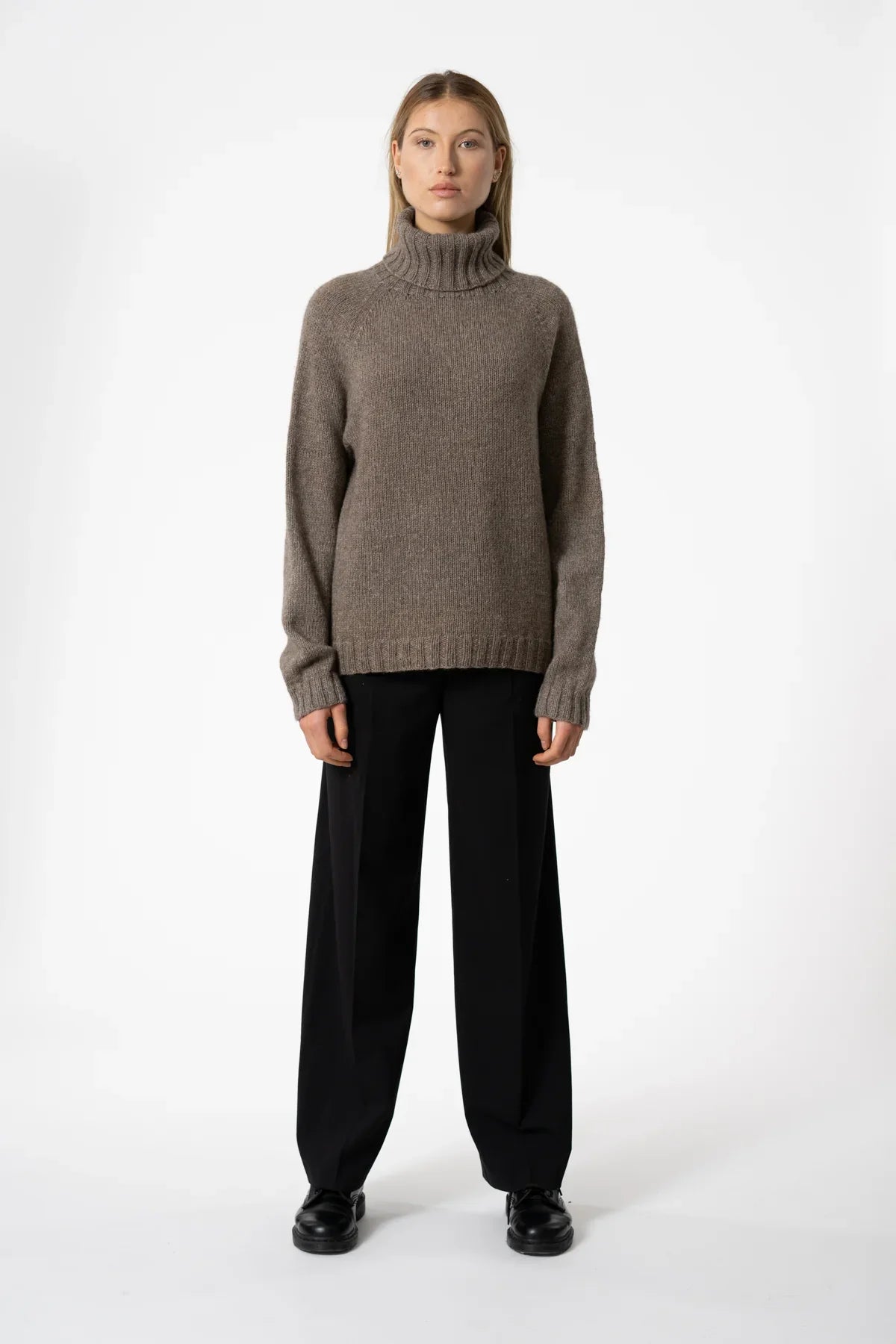 Yak Handknit Turtleneck in Oat Brown