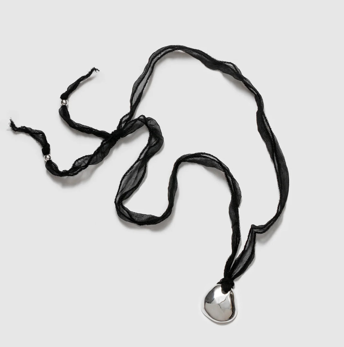 Petal Necklace in Black