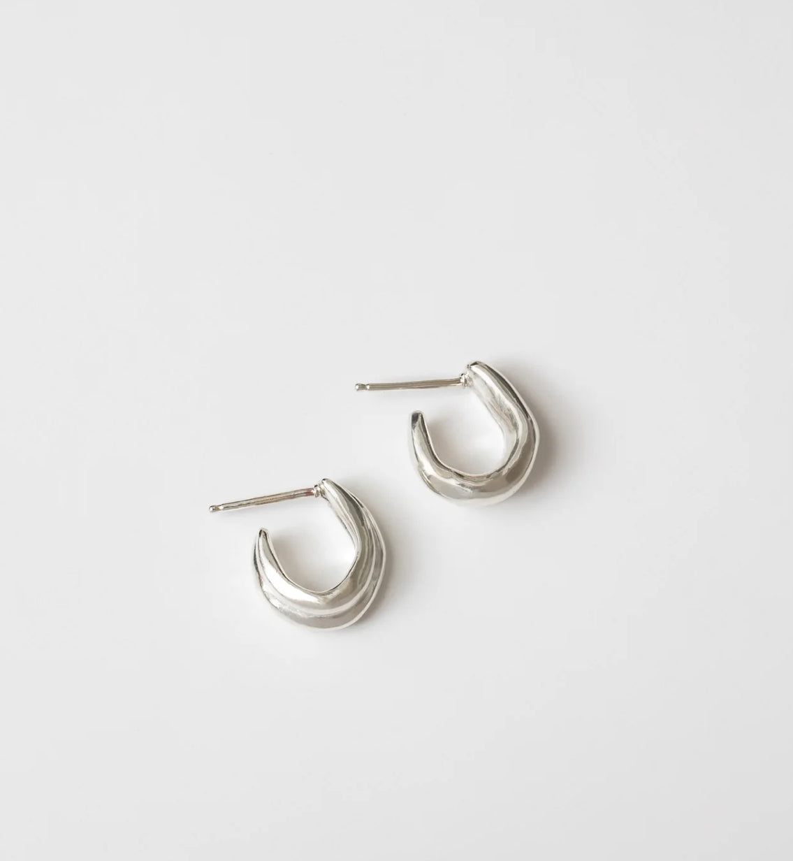 Earrings Maeve Hoop in Sterling Silver