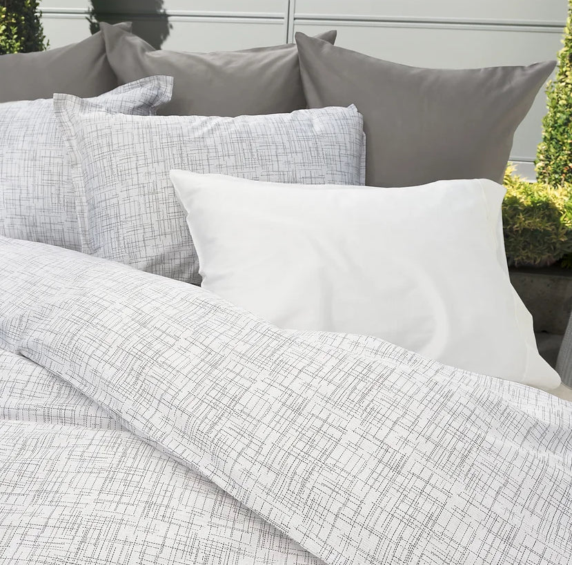 Yale Duvet Cover | Queen