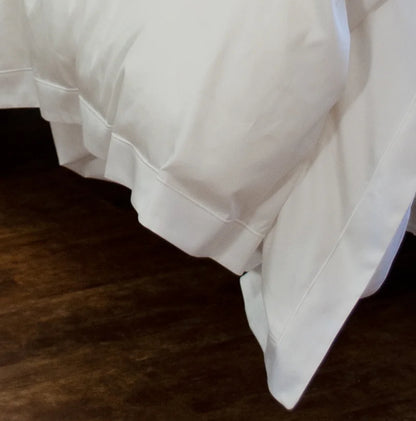 Grand Veneto Sateen | Flat Sheet | White | Queen