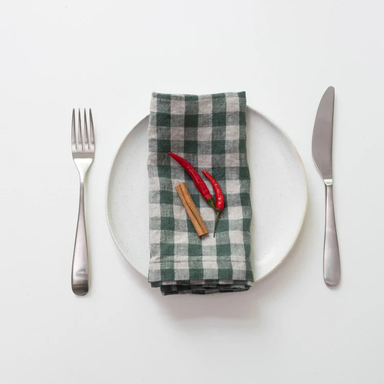 Linen Tales linen napkin in green gingham