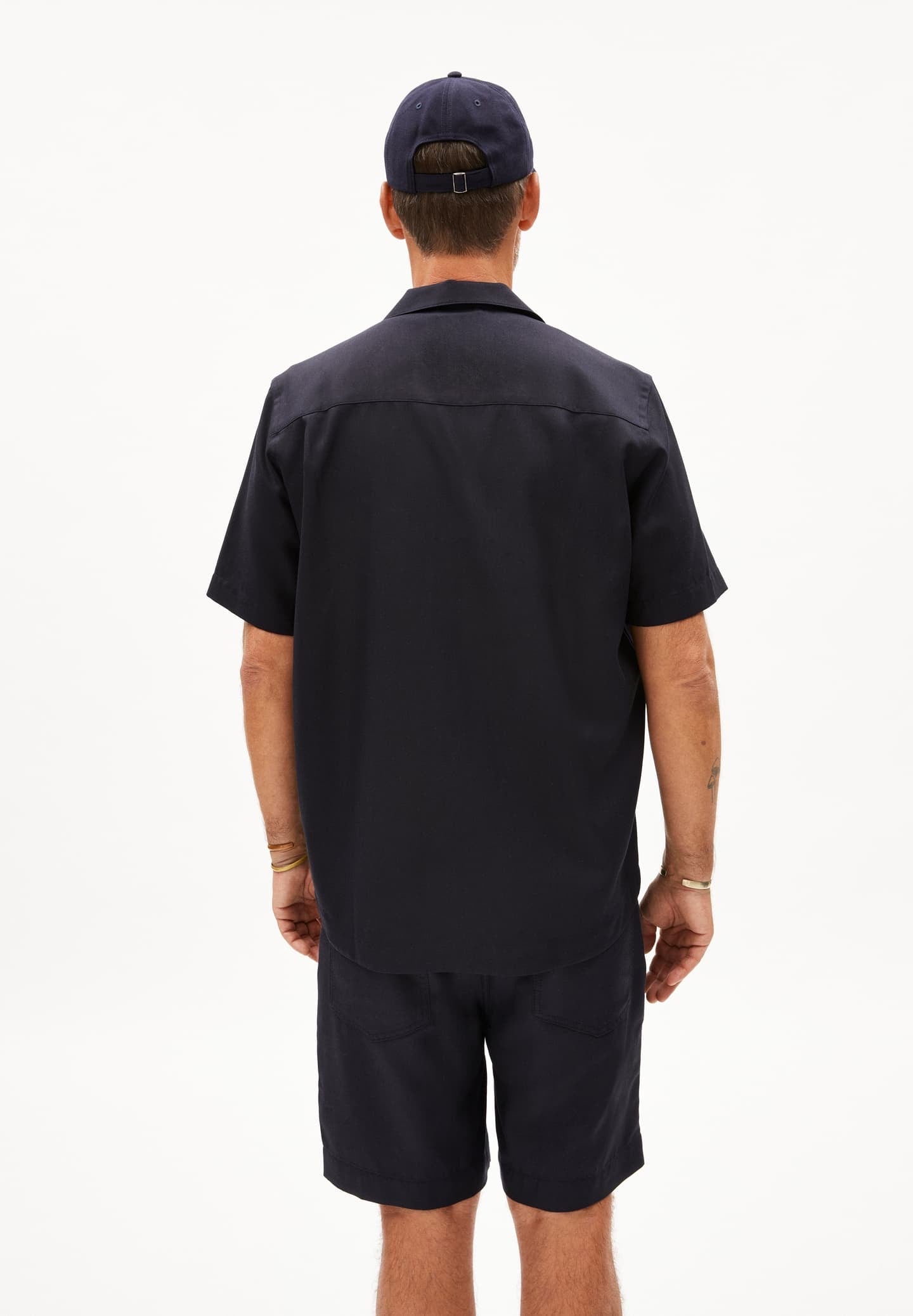 SS25 - ARMEDANGELS - Baartek Shirt Shortsleeve in Night Sky - back 2 