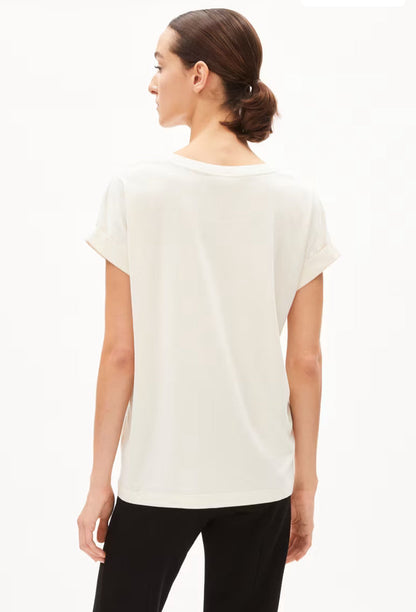 SS25 - ARMEDANGELS - Idaara Shirt in Undied - back 2 