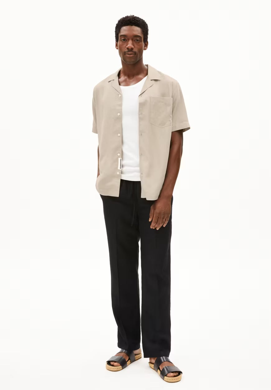 SS25 - ARMEDANGELS - Lovaar Lino Shirt in Sand Stone - Front open 2 