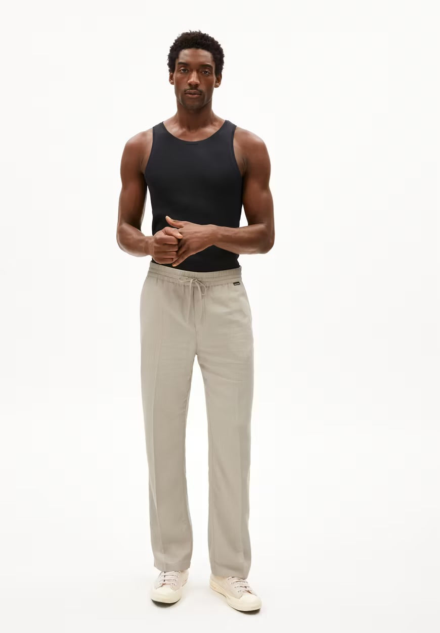 SS25 - ARMEDANGELS - Lukaa Lino Pant in Sand Stone - front 1 