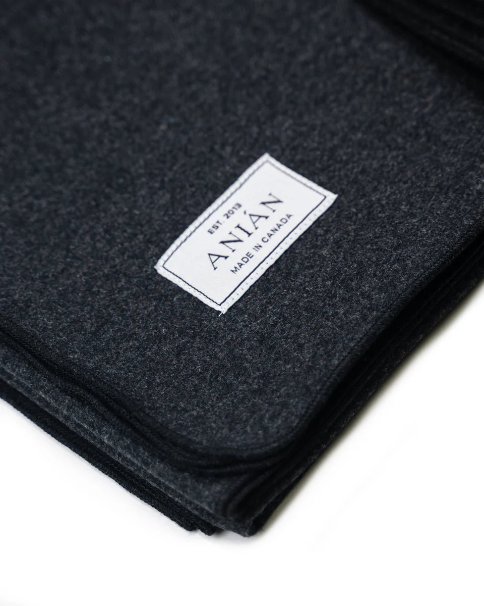 SS25 - Anián - The Melton Wool Blanket in Charcoal - front close up 2 