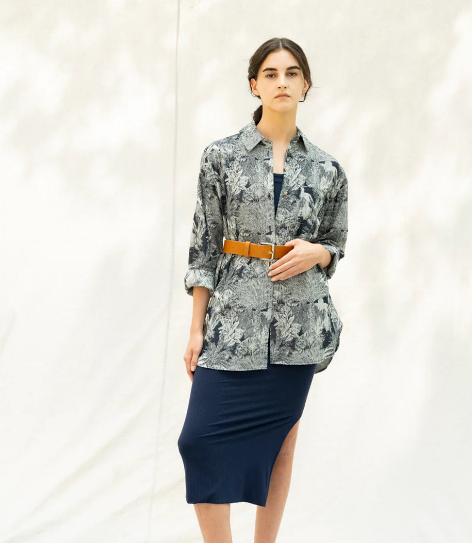 SS25 - Ipanema Shirt in Tropical Jacquard - Bodybag by Jude - front with belt 3 