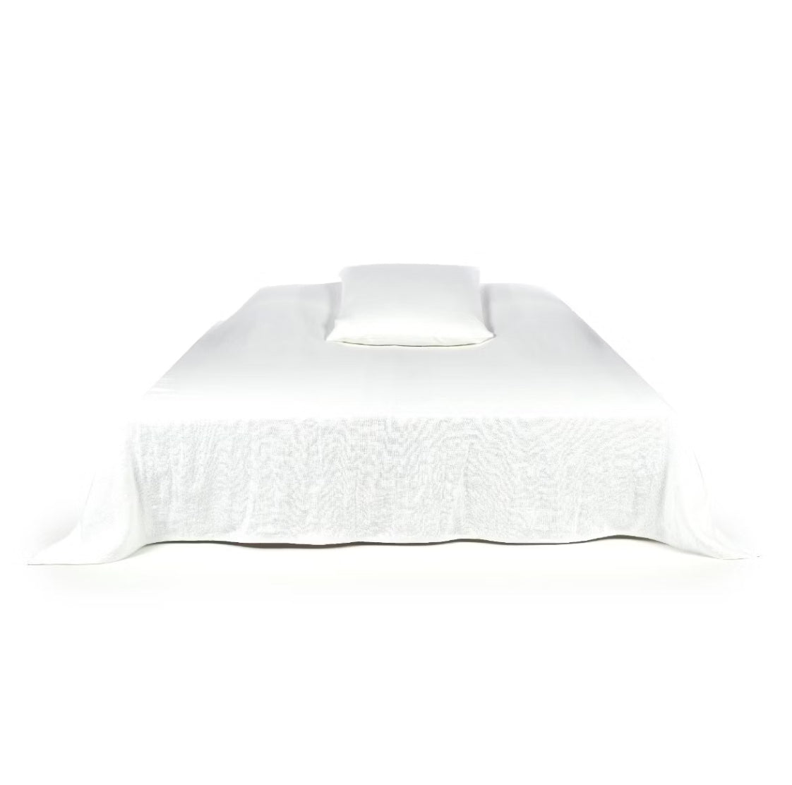 SS25 - Libeco - Hudson Linen Blanket | 130x89" | Optic White - on bed 1 