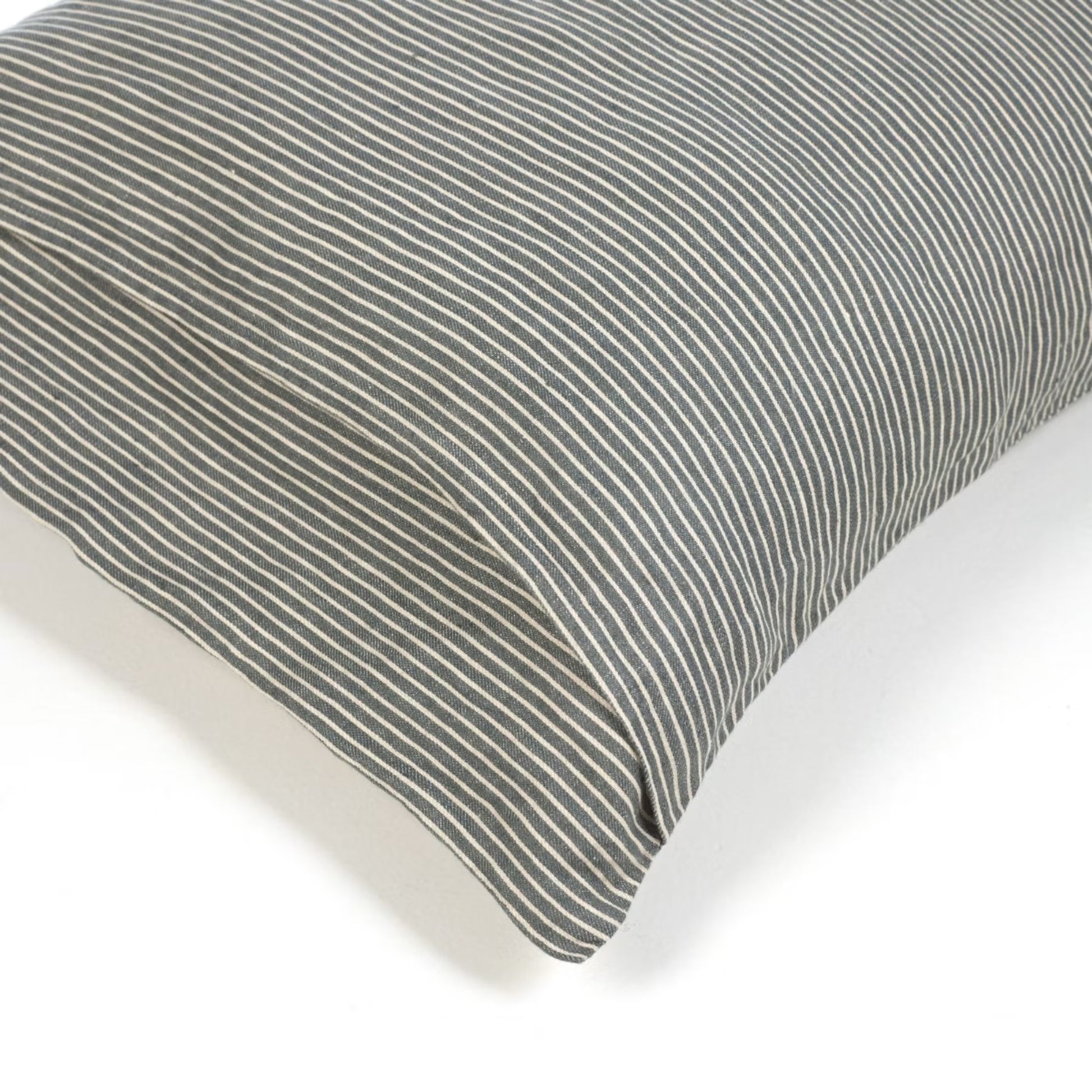 Libeco Sailors Stripe Pillow Sham in RIver, Lumbar size
