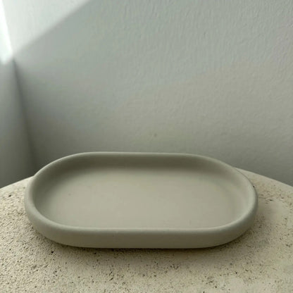 SS25 - Planet Y - Soft Edge Oval Tray | Ecru - display 2