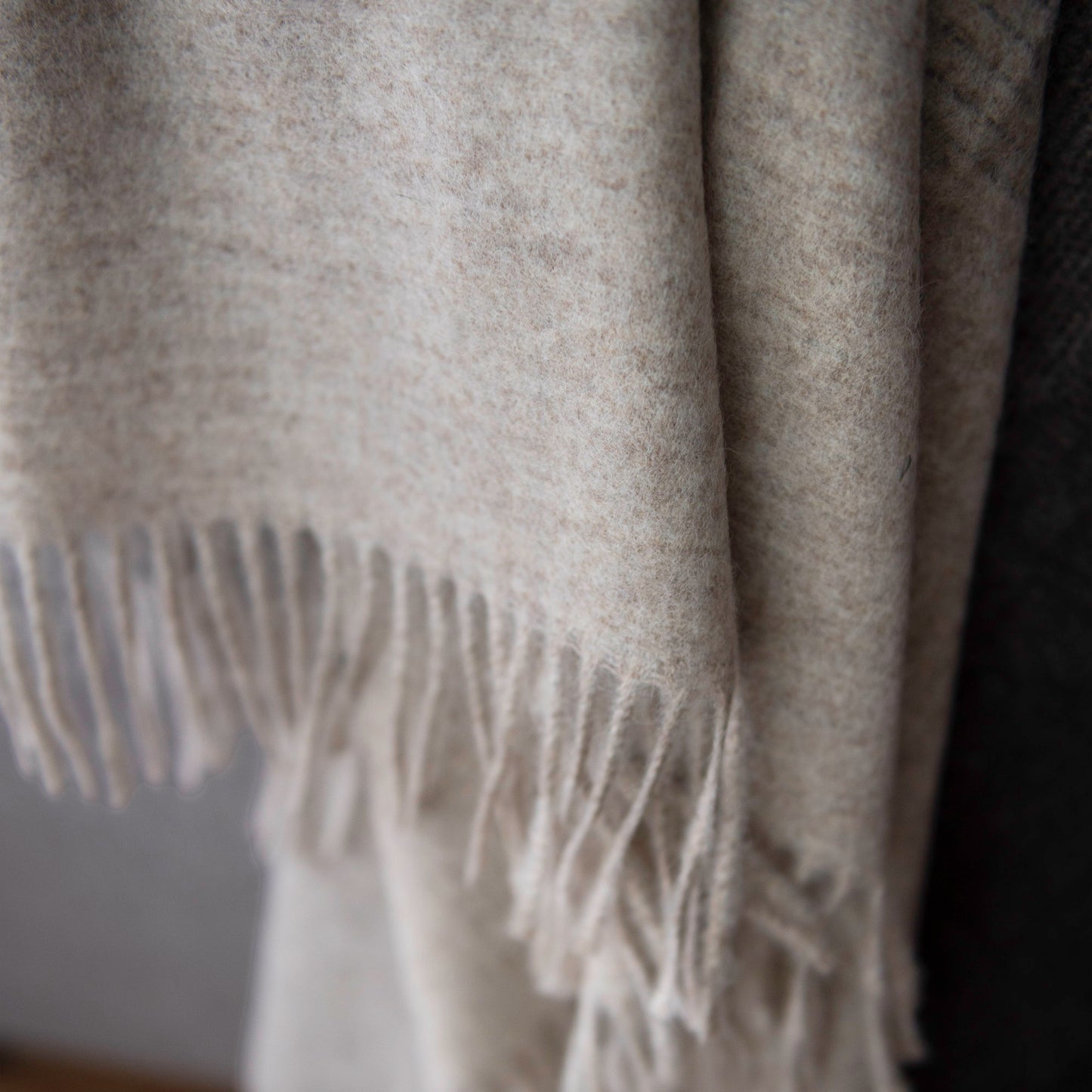 St Geneve Aria Throw in Crimini Fringe Detail