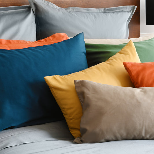 St Genève | Capri | Cushion | Knife Edge