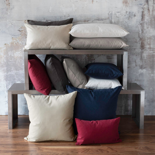 St Genève | Nova Cushion
